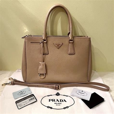 prada double zip tote cammeo|Review: Prada Saffiano Lux / Galleria Double Zip Tote .